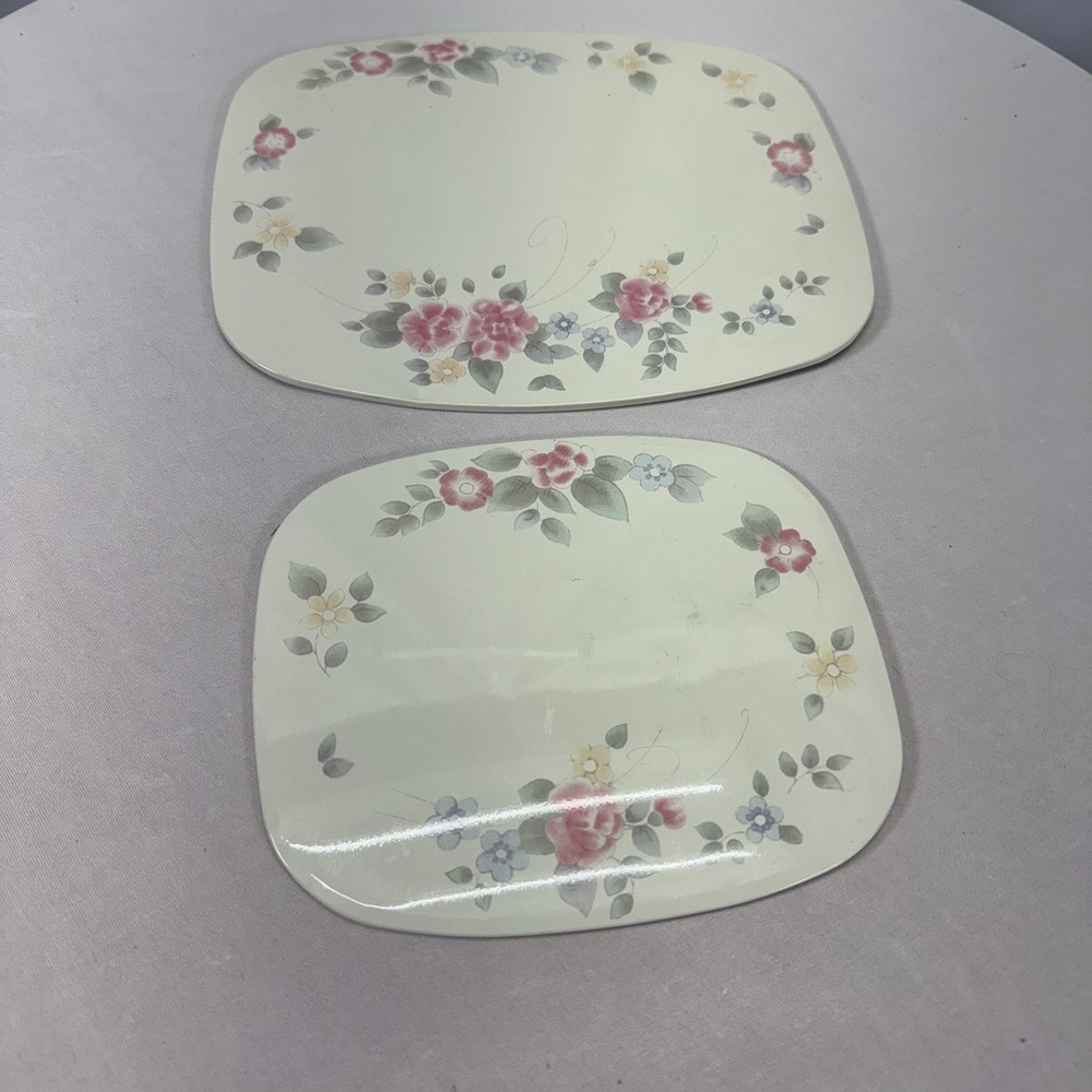 Vintage Floral Hot Pad Set 2 Piece Rectangular Trivet Countertop Protector Cream